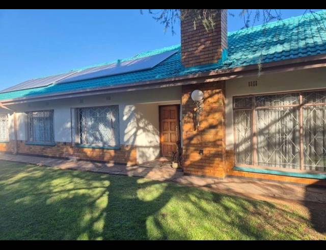 3 BEDROOM HOUSE FOR SALE IN VANDERBIJLPARK SE 1